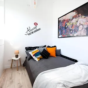 Super Rakowiecka 43a Apartament