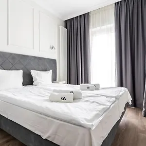 Apartament Mennica - Chic Apartament