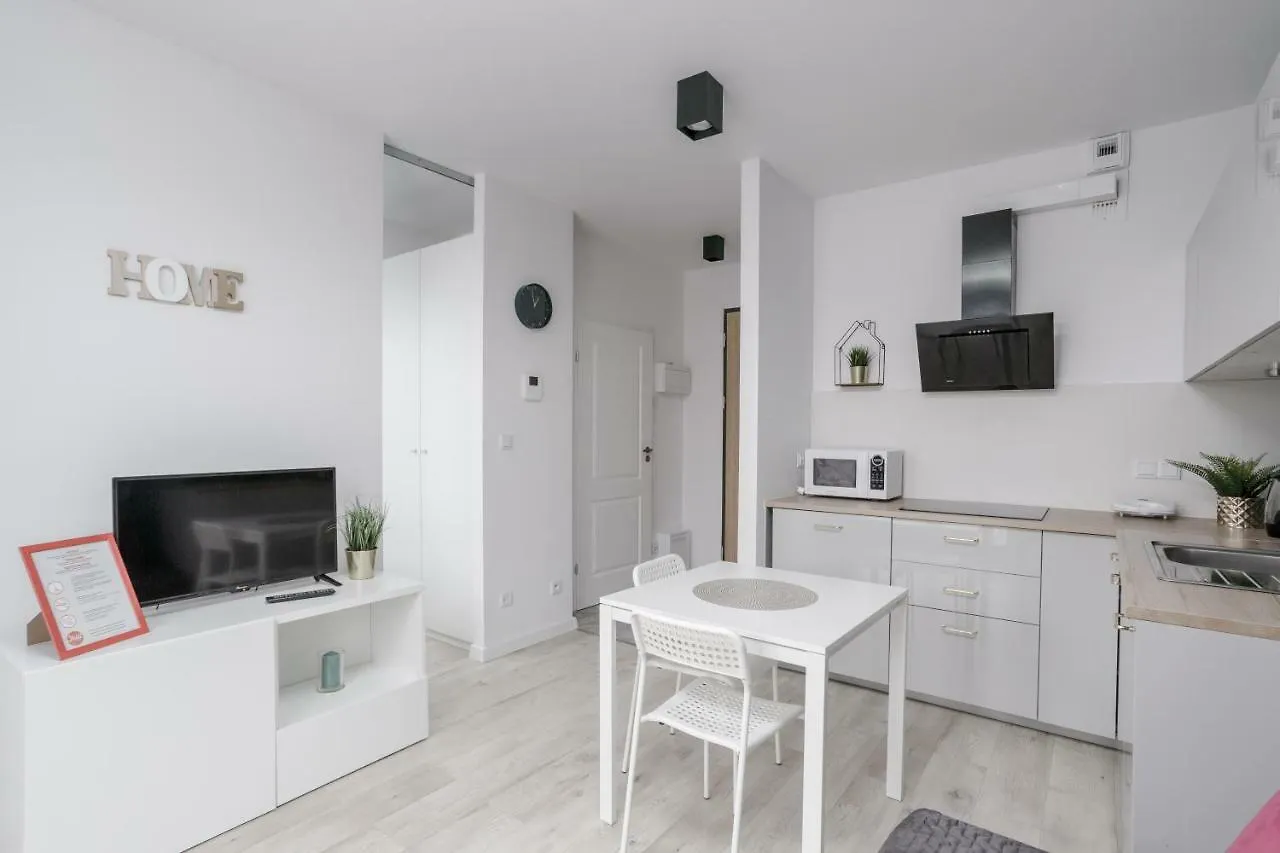 Chill Apartments Wola Варшава 0*,