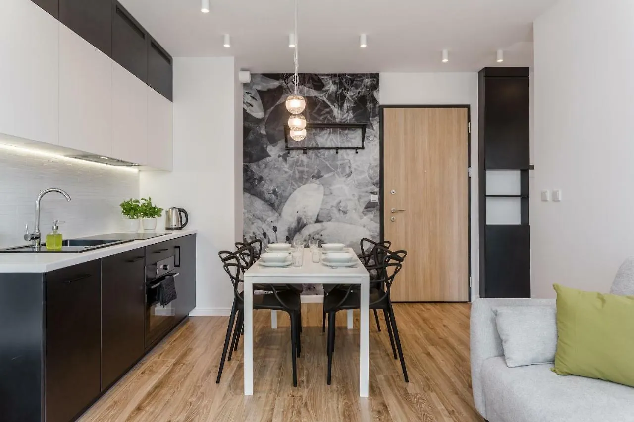 Chill Apartments Wola Варшава