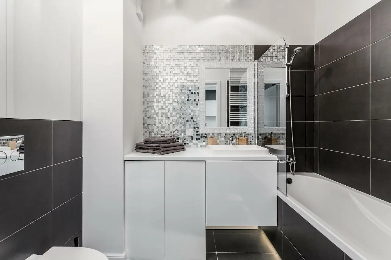 Chill Apartments Wola Варшава